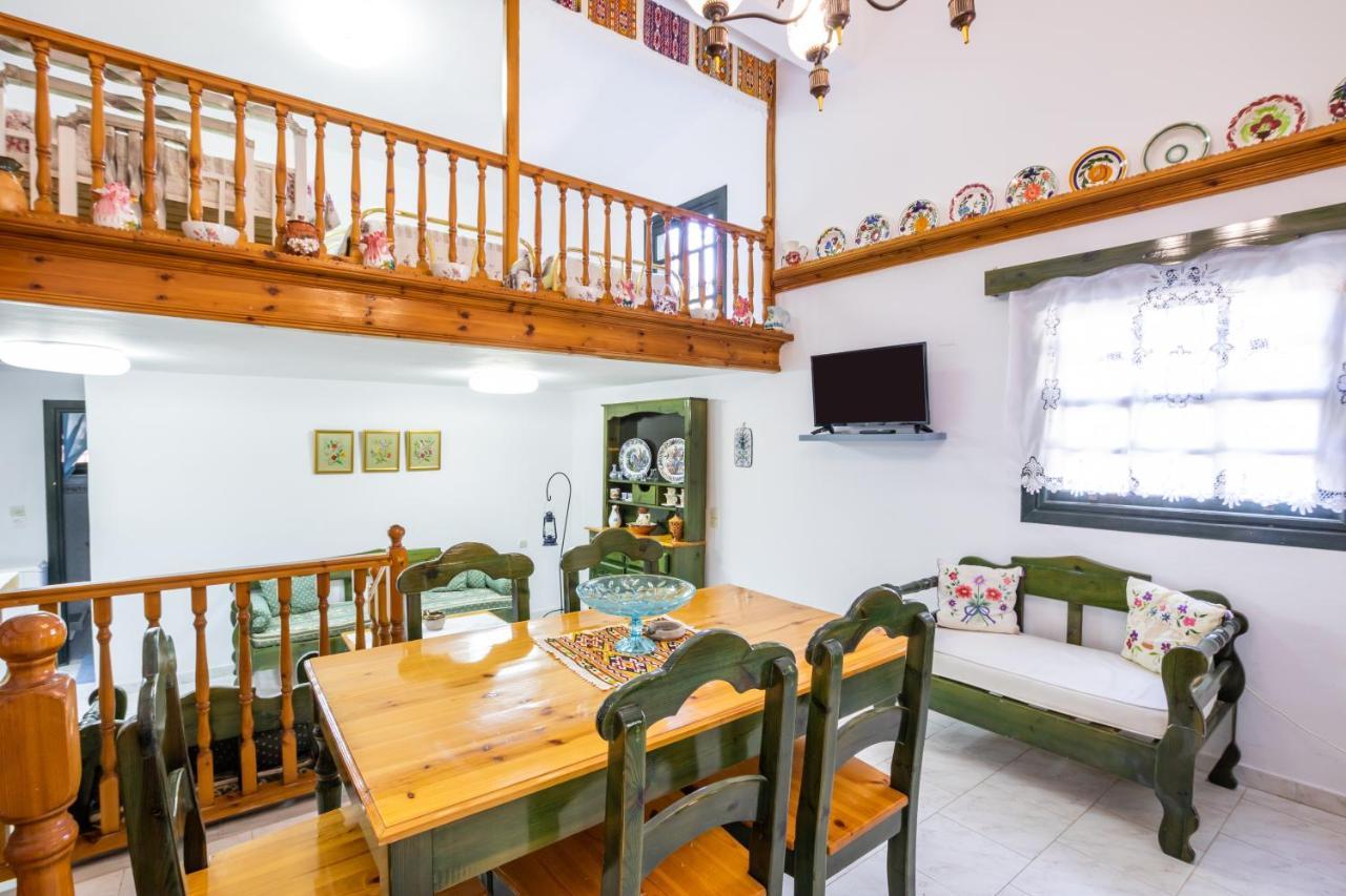 Mertonas Country house Kyra Panagia